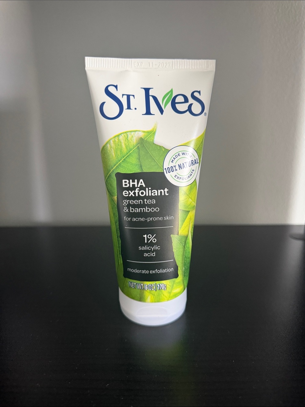 St. Ives BHA Exfoliant Green Tea & Bamboo - Green